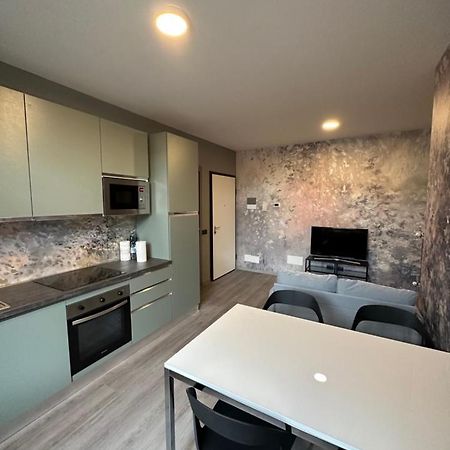Corte Grande Apartment Lipomo Buitenkant foto