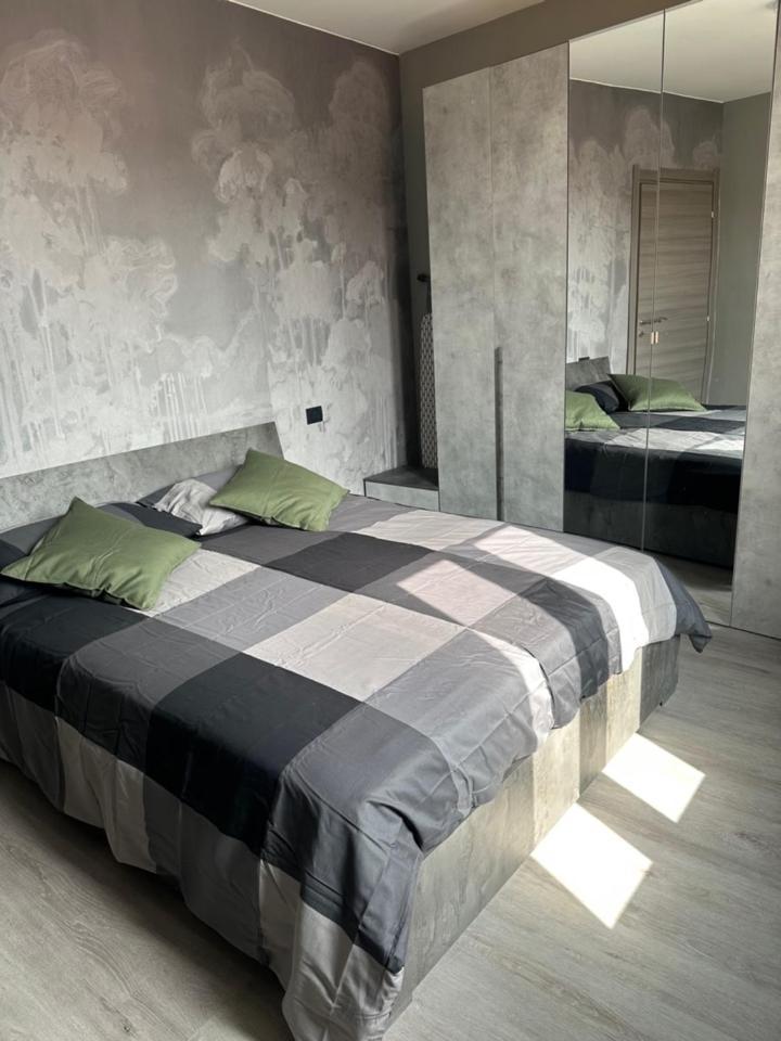Corte Grande Apartment Lipomo Buitenkant foto